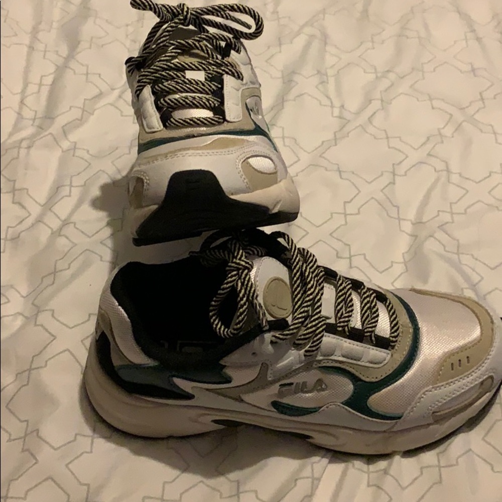 Filla running shoes
